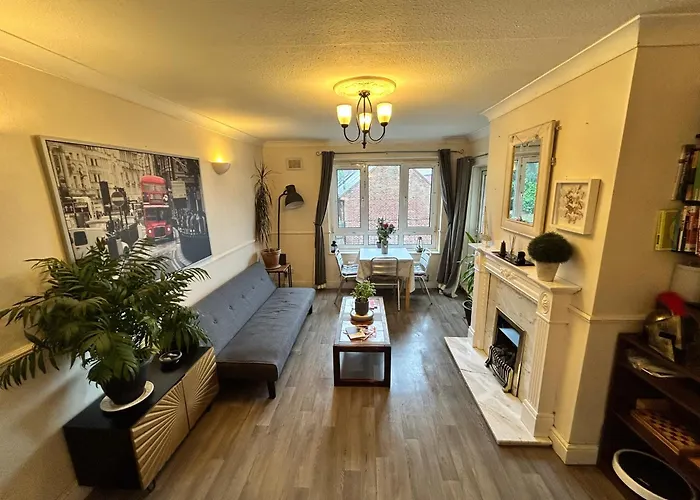 Brindley Place 3 Rooms Flat